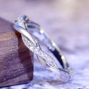 Silver Twisted Delicate Diamond Style Ring